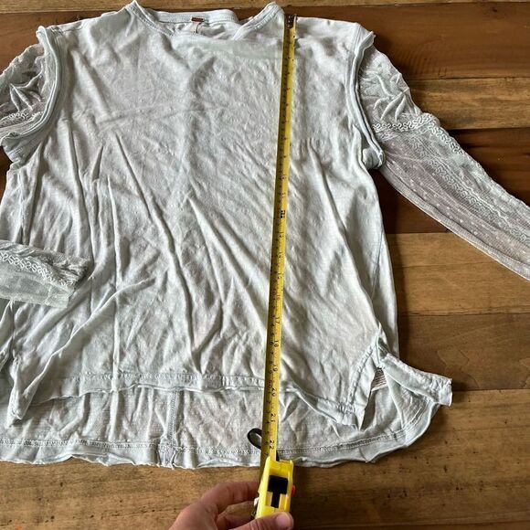 Free People Gray Green Boho Burnout Long Sleeve Top with Lace Sleeves - size X - Picture 5 of 7
